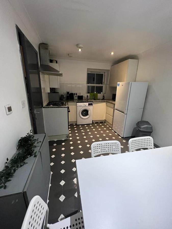 3 Bedroom Flat In King'S Cross, St Pancras'S. 8 People London Exterior photo